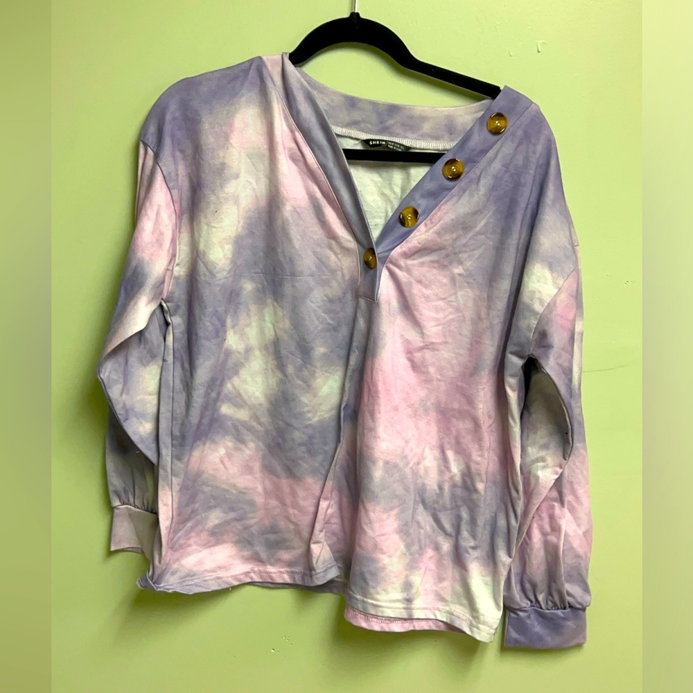 Tye-Dye Long Sleeved Top